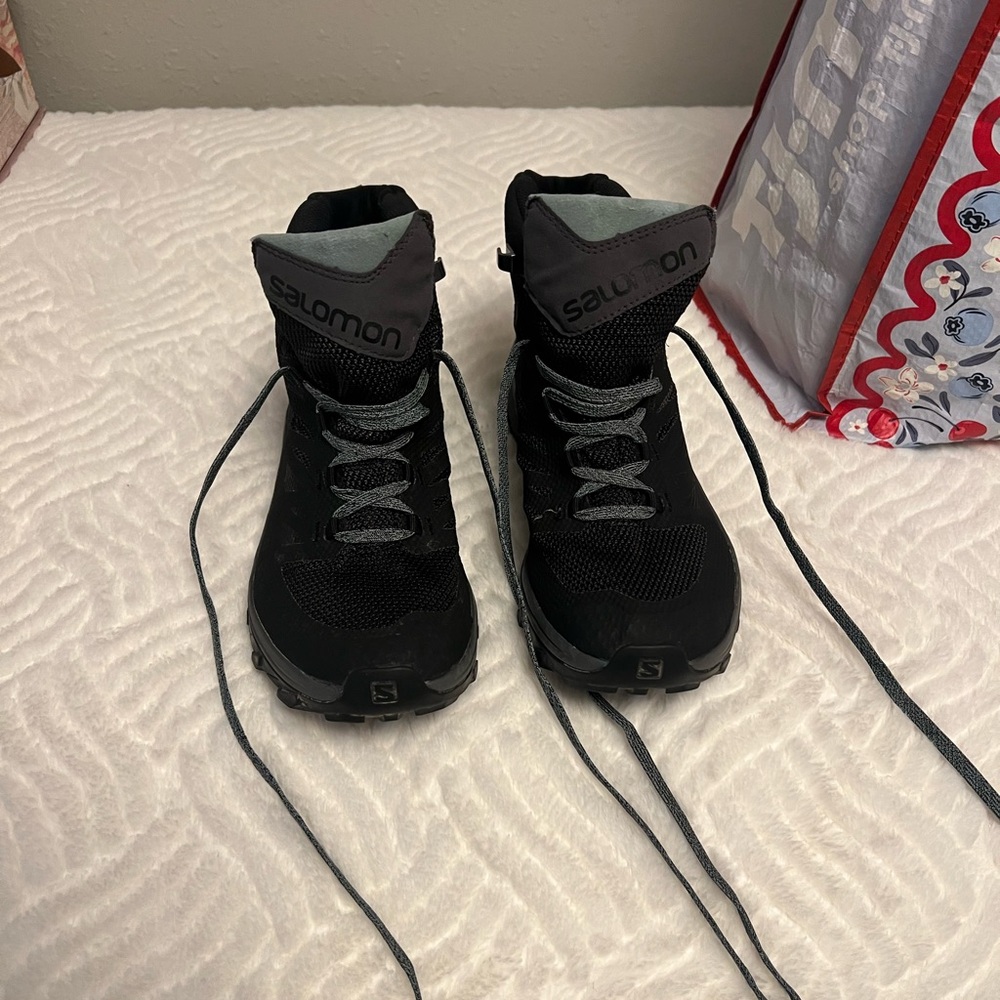 Salomon Women’s Hiking Boots – Size 8.5 (US)
